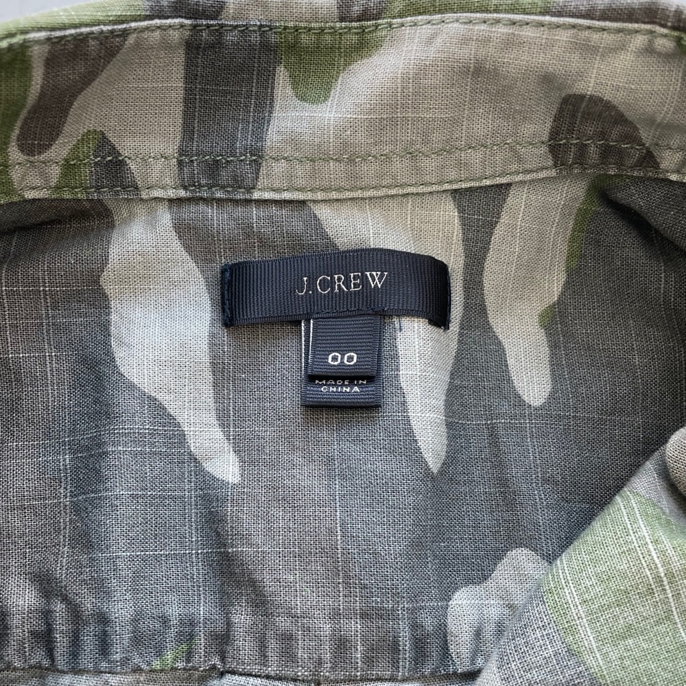 J Crew Camo Women Shirt (00) - Picture 7 of 9
